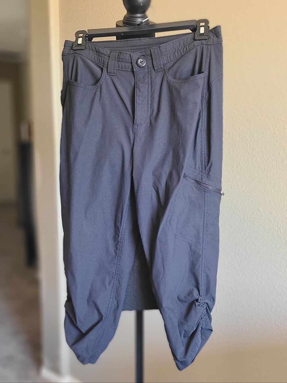 Eddie Bauer Black Hiking Pants with Side Pocket and Rouched Legs